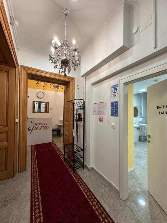 Hostel Opera Λιουμπλιάνα Εξωτερικό φωτογραφία