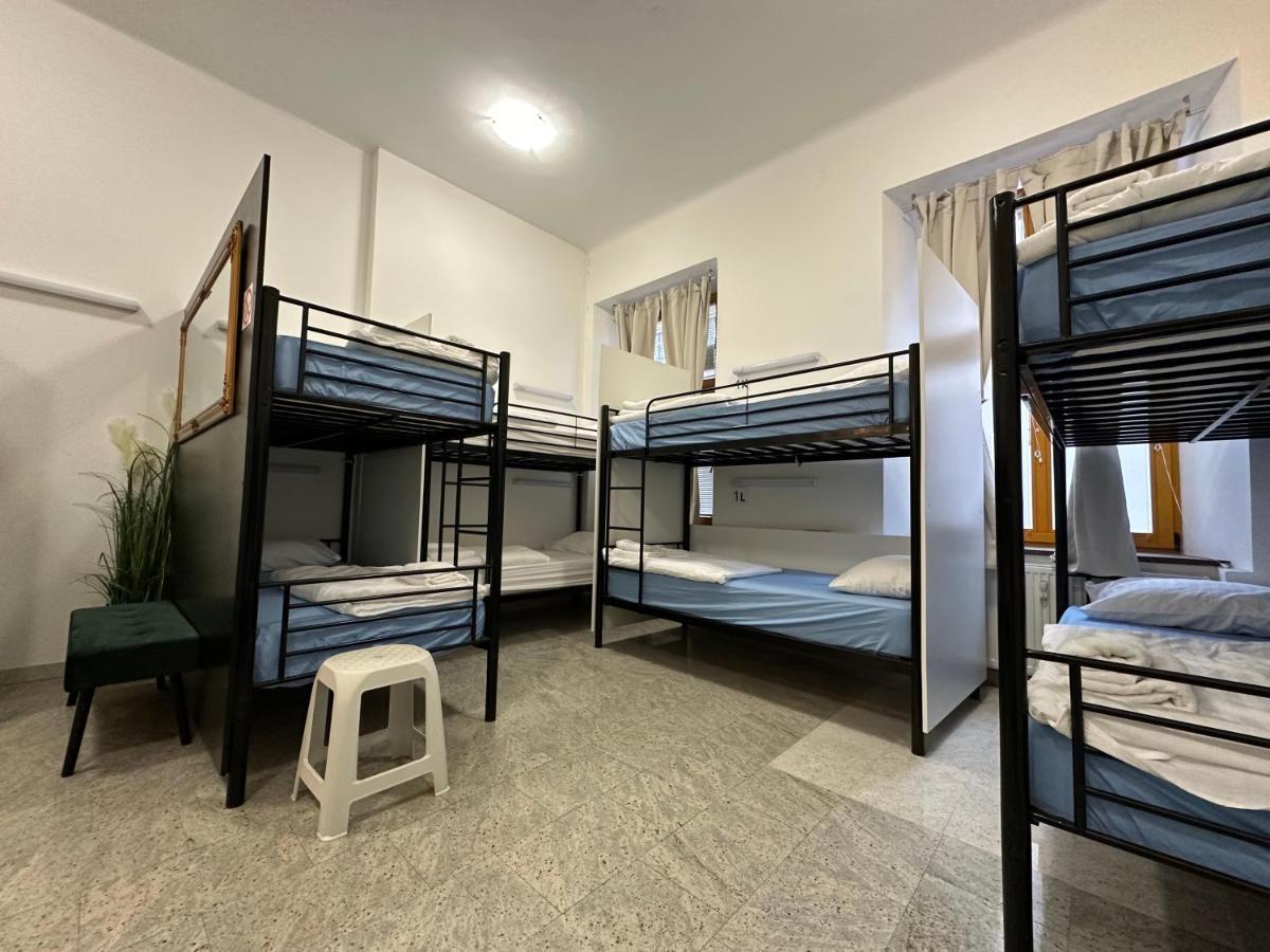 Hostel Opera Λιουμπλιάνα Εξωτερικό φωτογραφία